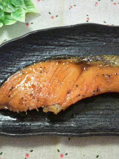 蜂蜜で照り照り!鮭の照り焼き-レシピのメイン写真