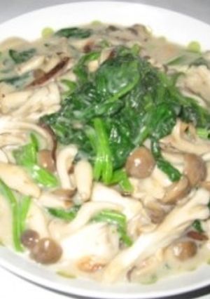ほうれん草とキノコのクリーム煮-レシピのメイン写真