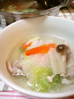 鶏もも肉の水炊き風みぞれ鍋-レシピのメイン写真