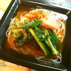 冷麺 ゴーヤの梅肉和えのせ-レシピのメイン写真