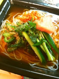 冷麺 ゴーヤの梅肉和えのせ-レシピのメイン写真