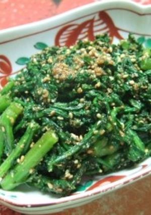 茹でて混ぜるだけ「春菊の胡麻和え」-レシピのメイン写真