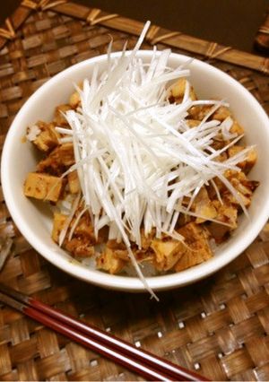 チャーシュー＆食べラーdeピリ辛don♪-レシピのメイン写真