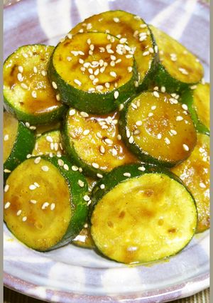 ズッキーニ大量消費に！和風カレー炒め！-レシピのメイン写真