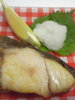 ブリは塩焼き!!-レシピのメイン写真