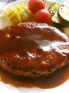 おいしい♪煮込みハンバーグ-レシピのメイン写真