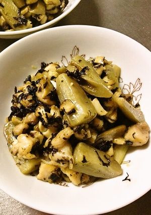ゆでなすと鶏肉の梅しそ炒め-レシピのメイン写真