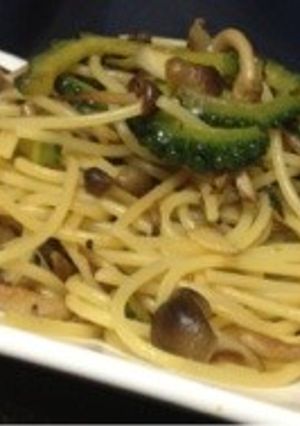 ゴーヤとしめじの和風パスタ-レシピのメイン写真