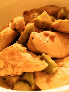 鶏肉とアボカドのにんにくマヨ醤油炒め-レシピのメイン写真