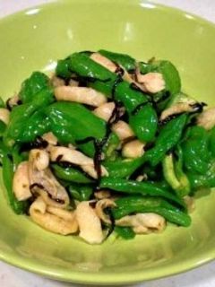 シシトウと鶏皮の塩昆布炒め-レシピのメイン写真