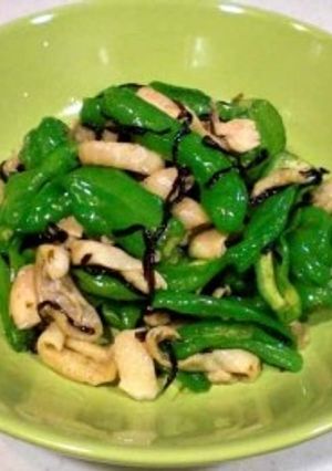 シシトウと鶏皮の塩昆布炒め-レシピのメイン写真