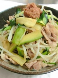 ズッキーニともやしの、ポン酢炒め 梅風味-レシピのメイン写真