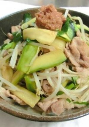 ズッキーニともやしの、ポン酢炒め　梅風味-レシピのメイン写真