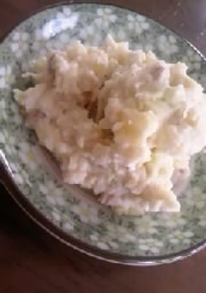 余ったコロッケの具で簡単ポテトサラダ-レシピのメイン写真