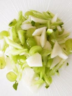 梨のシャキシャキ*サラダ-レシピのメイン写真