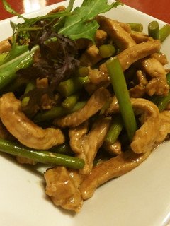 カレー風味の豚とにんにくの芽の炒め物-レシピのメイン写真