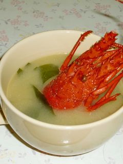 伊勢エビの煮汁を使って簡単にみそ汁を!-レシピのメイン写真