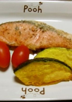 鮭のムニエルは薄力粉を落ち着かせて-レシピのメイン写真