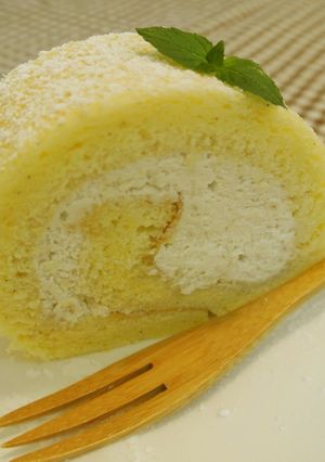 バナナクリームのロールケーキ-レシピのメイン写真