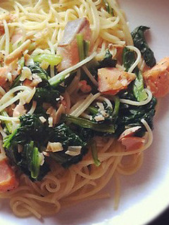 鮭とほうれん草のパスタ-レシピのメイン写真