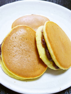 おやつにどうぞ♪ミニはちみつどら焼き-レシピのメイン写真