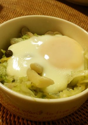 簡単！絶品！大量キャベツで巣籠もり卵☆-レシピのメイン写真