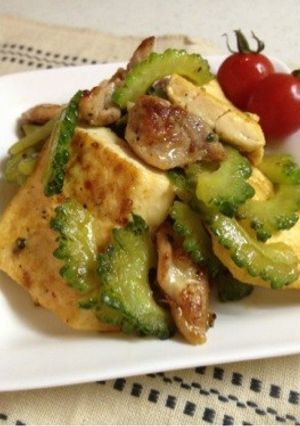 ゴーヤと豆腐と鳥肉の炒め物-レシピのメイン写真