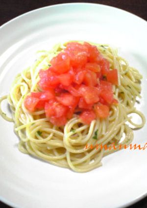 超簡単で夏にピッタリ！トマトの冷静パスタ-レシピのメイン写真