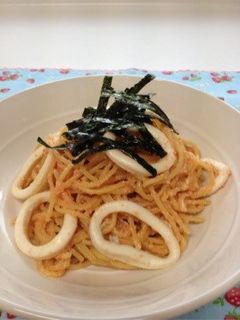 フライパンひとつ!イカと明太子のパスタ-レシピのメイン写真