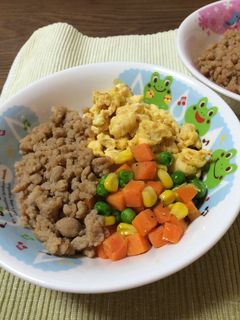 ★簡単ポロポロ★鶏そぼろの三色丼-レシピのメイン写真