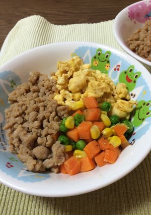 ★簡単ポロポロ★鶏そぼろの三色丼-レシピのメイン写真