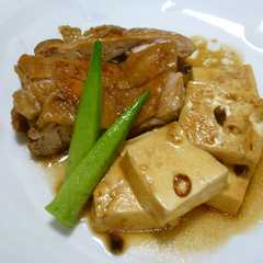 A picture of 鶏もも肉のピリ辛煮.