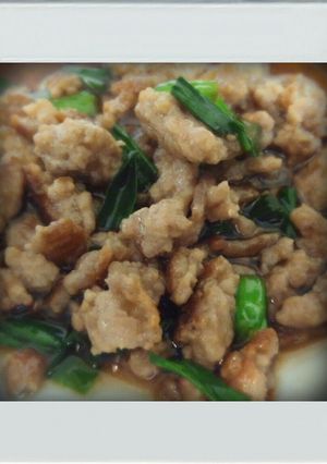 ■朝お弁当丼■ひき肉ニラ簡単そぼろ麻婆味-レシピのメイン写真