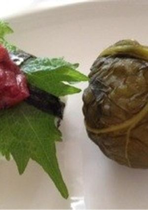 簡単 高菜 青しそ《大葉》おにぎり-レシピのメイン写真