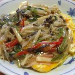 รูปของ ふわふわ卵のあんかけ焼きそば