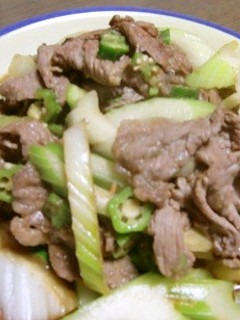 夏バテに、セロリとオクラの牛肉炒め♬-レシピのメイン写真