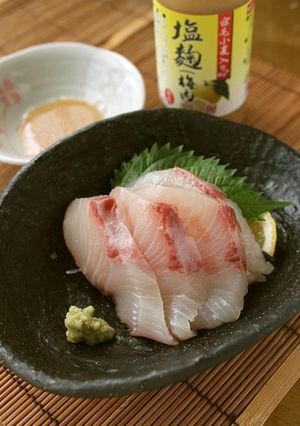 梅肉入り塩麹で☆刺身-レシピのメイン写真