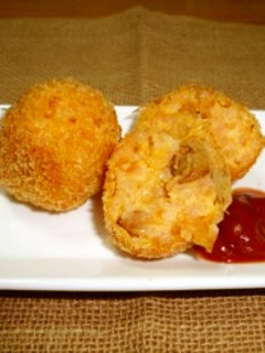 残ったチキンドリアで☆ミニライスコロッケ-レシピのメイン写真