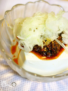 食べるラー油の冷奴-レシピのメイン写真