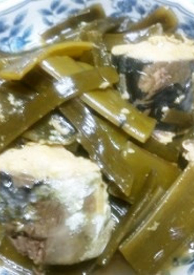 さばの水煮缶と茎わかめの煮物-レシピのメイン写真