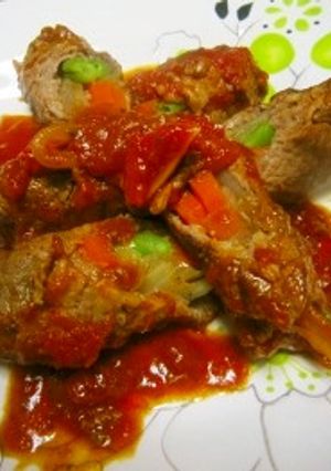 薄切り牛肉の野菜巻きのトマト煮-レシピのメイン写真
