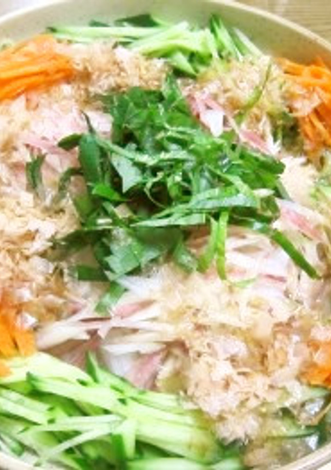 大根とみょうが+色々野菜の和風サラダ♪-レシピのメイン写真