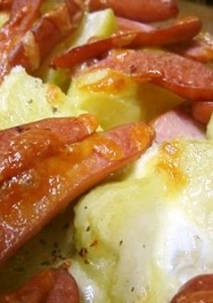 熱熱ポテトとソーセージのチーズ焼き-レシピのメイン写真