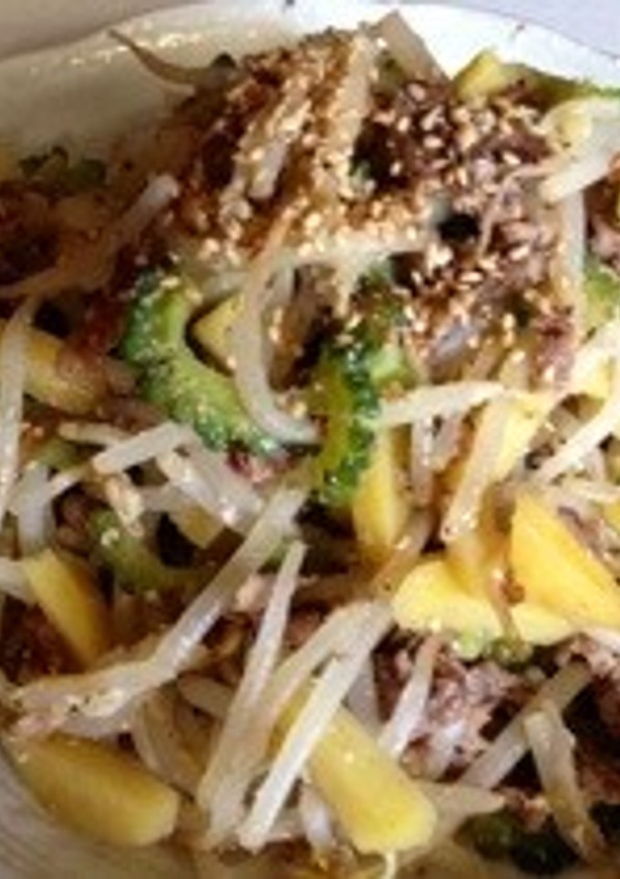 ジャガイモとゴーヤの塩糀炒め-レシピのメイン写真