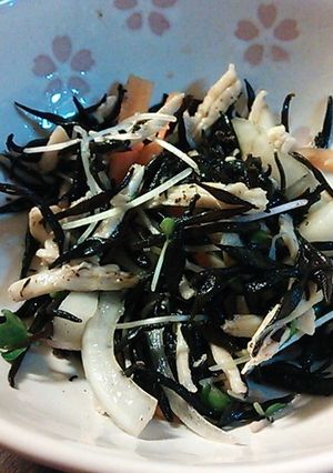 蒸し鶏がキメテ!ひじきサラダ-レシピのメイン写真