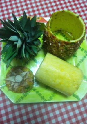 パイナップル無駄なく綺麗に切る方法-レシピのメイン写真