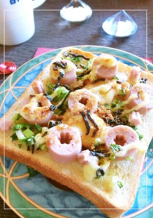 魚ニソ・ウズラ卵・葱の塩昆布のトースト-レシピのメイン写真