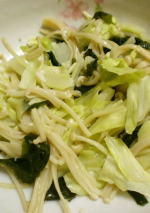 塩麹だけで絶品☆キャベツときのこの和え物-レシピのメイン写真