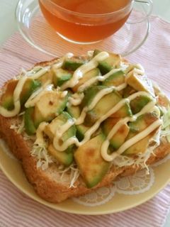 焼肉のタレで☆アボカドキャベツのトースト-レシピのメイン写真