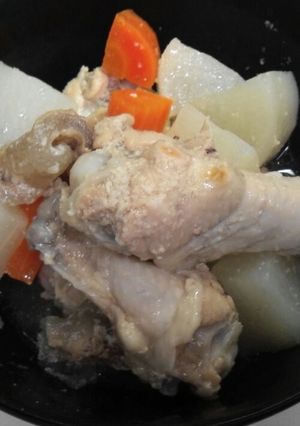 塩麹de鶏手羽元と牛すじのコラーゲン煮-レシピのメイン写真